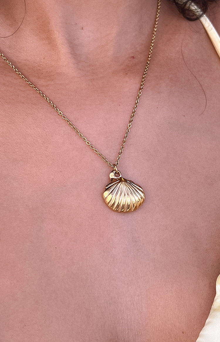 Ariel Gold Shell Necklace Image