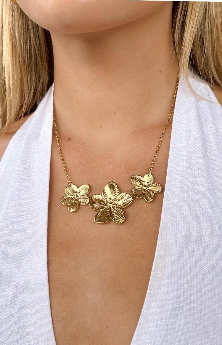 Halo Gold Frangipani Trio Necklace Image