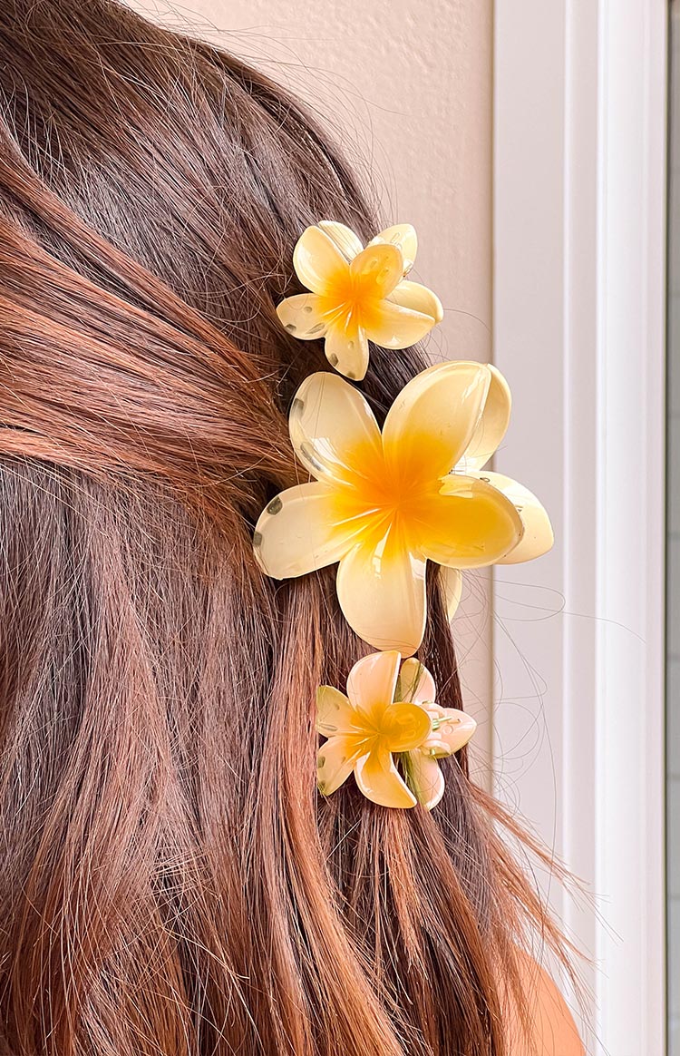 Jaide Yellow Flower Clip 3 Pack Image