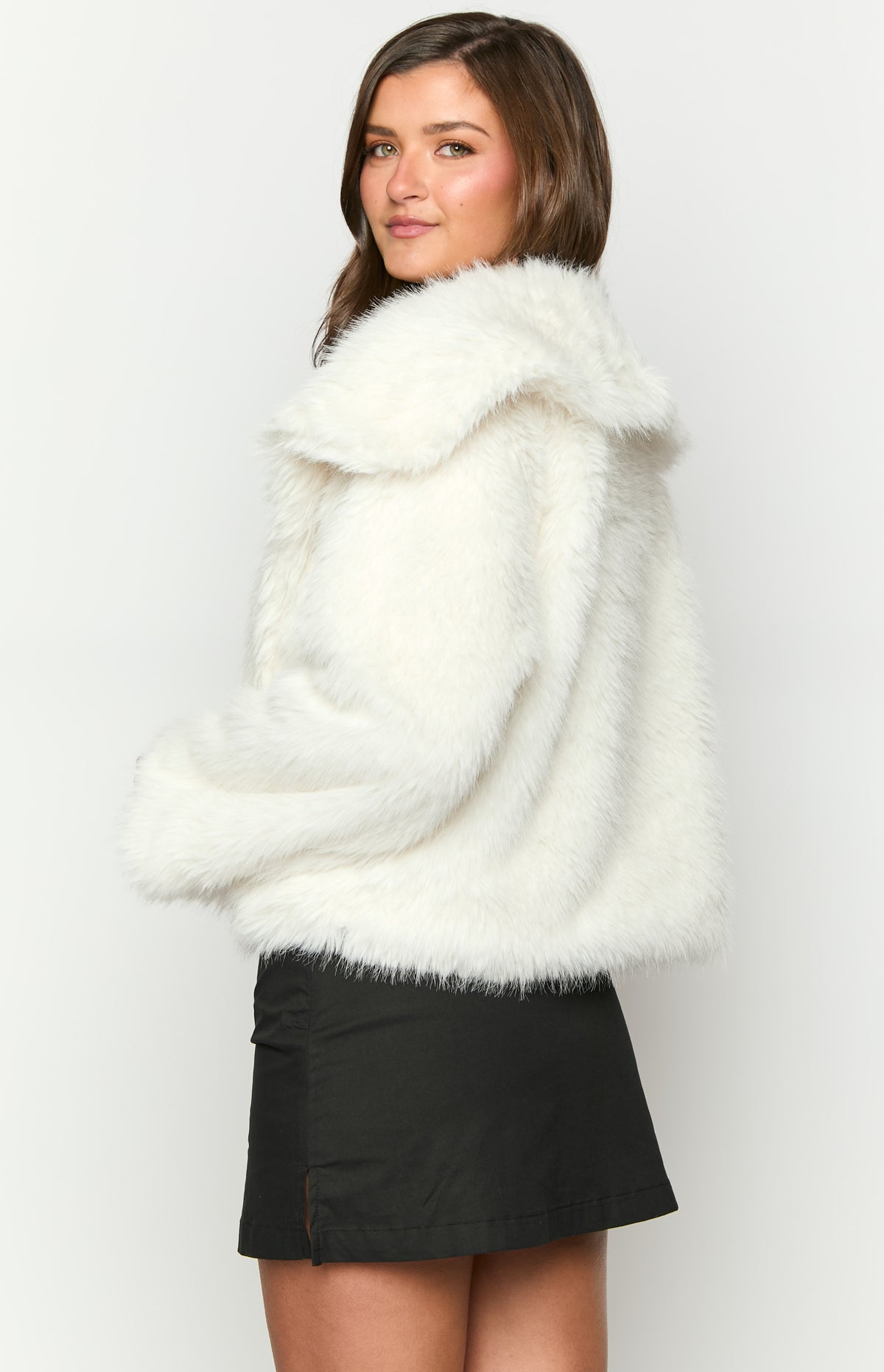 Sophie Cream Faux Fur Jacket Image