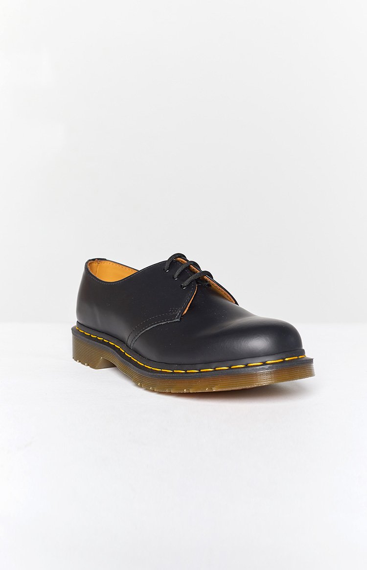 Dr. Martens DMC Black Smooth Leather – Beginning Boutique US